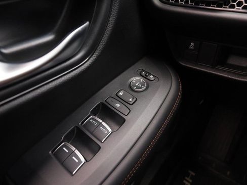 Used 2024 Honda HR-V Sport image 19