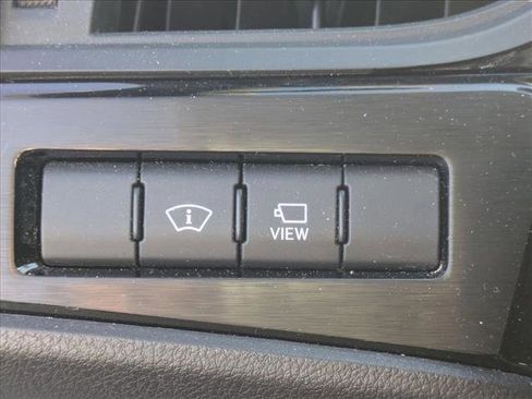 Used 2022 Lexus ES 300h Ultra Luxury image 10