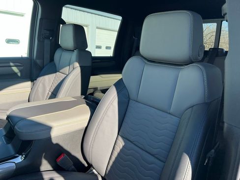 New 2026 Chevrolet Silverado 2500 ZR2 w/ LPO, Dark Essentials Package image 30