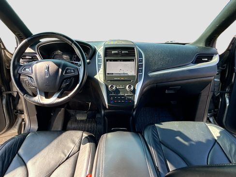 Used 2017 Lincoln MKC Reserve AWD/4WD image 3