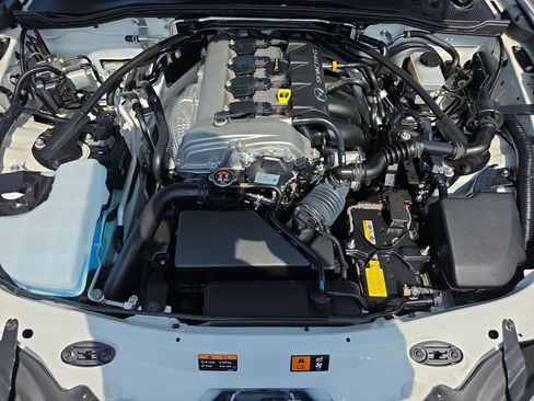 Used 2020 MAZDA MX-5 Miata RF 100th Anniversary RWD image 13