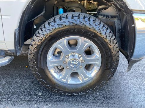 Used 2025 RAM 2500 Big Horn AWD/4WD image 11