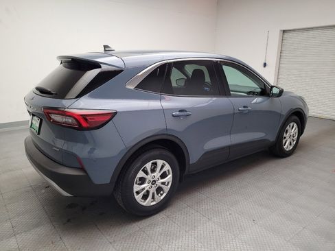 Used 2023 Ford Escape Active image 9