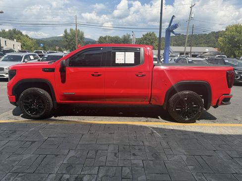 Used 2022 GMC Sierra 1500 Elevation AWD/4WD image 5