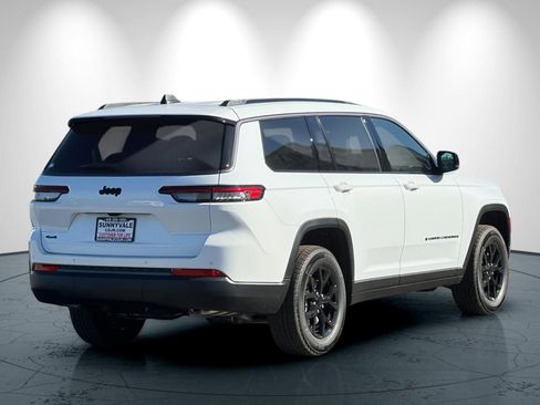 New 2026 Jeep Grand Cherokee L 4WD image 4
