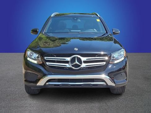Used 2018 Mercedes-Benz GLC 300 4MATIC image 2