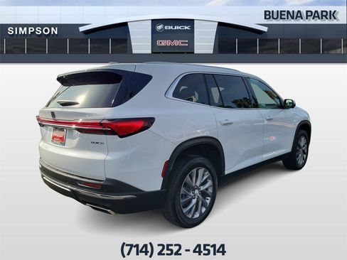 Used 2026 Buick Enclave Preferred image 8