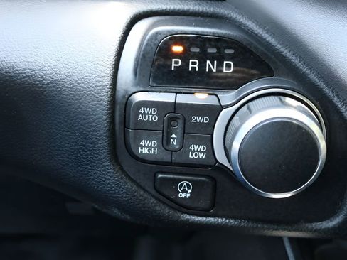 Used 2019 RAM 1500 Big Horn AWD/4WD image 26