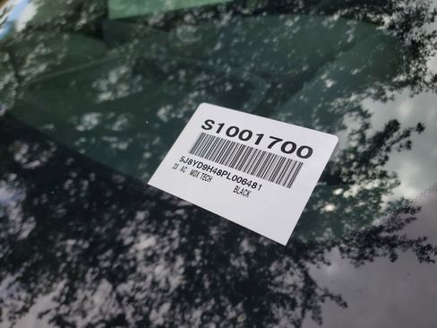 Certified 2023 Acura MDX FWD w/ Technology Package image 5