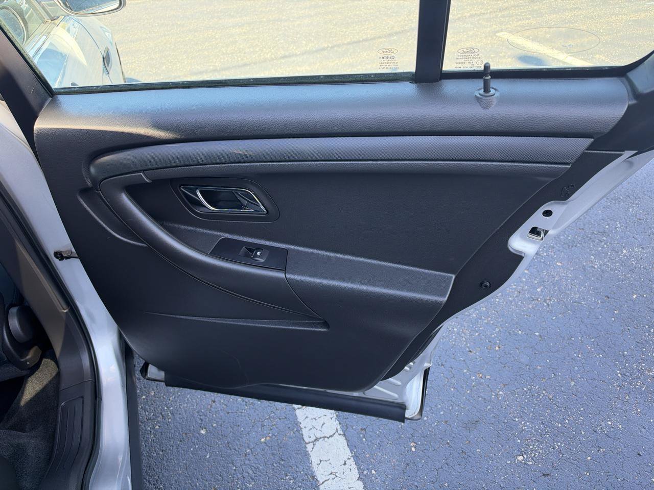 Used 2017 Ford Taurus Police Interceptor AWD image 14