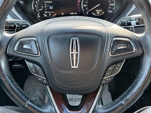 Used 2019 Lincoln MKZ Reserve image 32