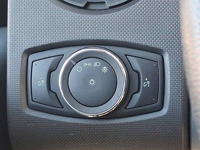 Used 2023 Ford F650 2WD Regular Cab Super Duty image 28