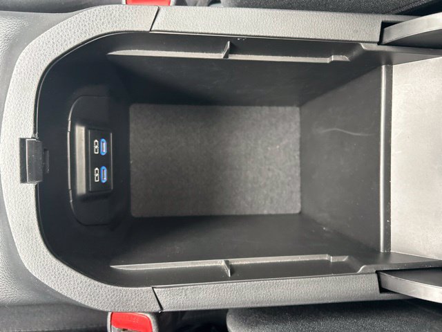 Used 2022 Toyota RAV4 XLE w/ Convenience Package FWD image 30