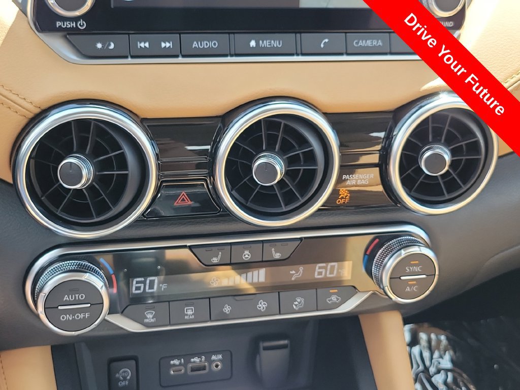 Used 2025 Nissan Sentra SV w/ SV Premium Package FWD image 13