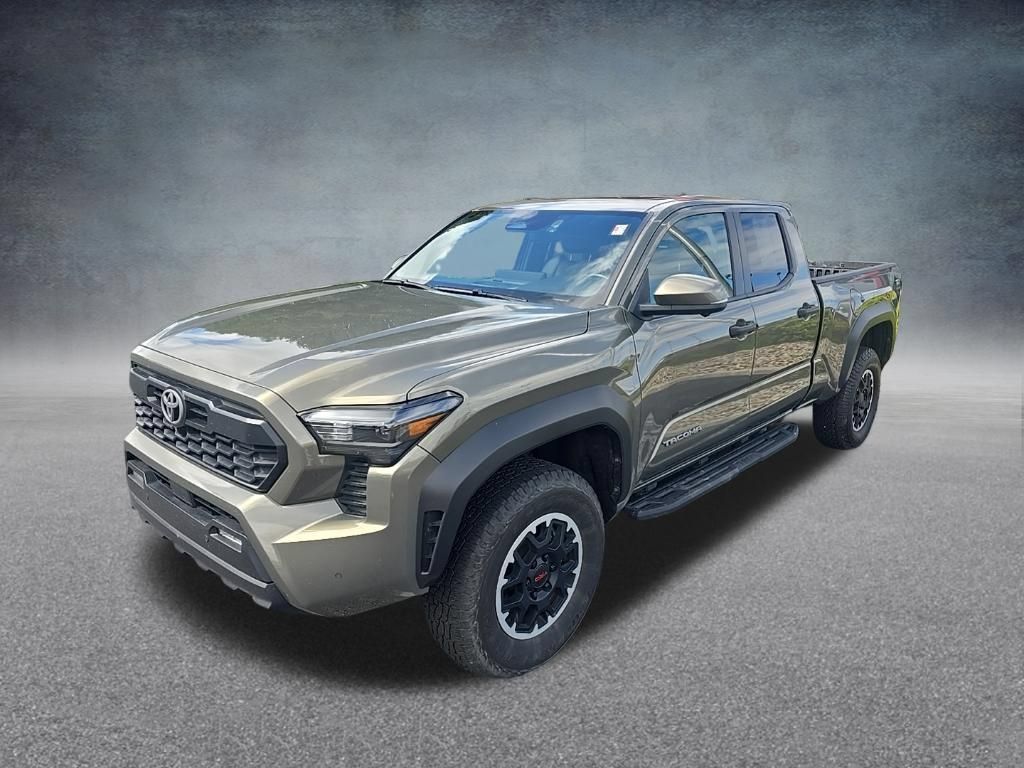 Used 2024 Toyota Tacoma TRD Off-Road w/ TRD Off Road Premium Package AWD/4WD image 4