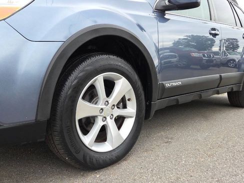 Used 2013 Subaru Outback 2.5i Limited w/ Moonroof Pkg AWD/4WD image 7