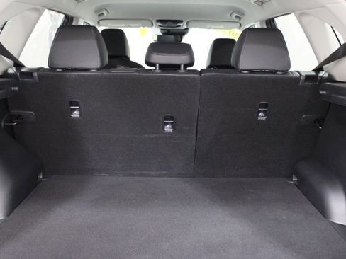 Used 2023 Kia Seltos SX image 11