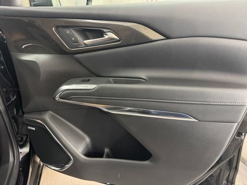 New 2027 Chevrolet Traverse Z71 w/ Enhanced Driving Package AWD/4WD image 28
