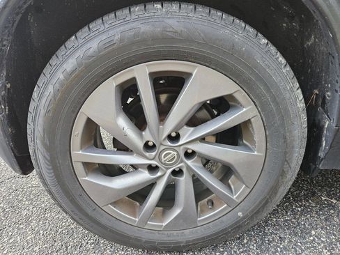 Used 2016 Nissan Rogue SL w/ SL Premium Package FWD image 23
