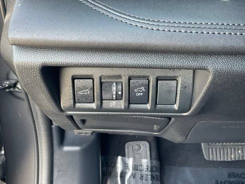 Certified 2025 Subaru Outback Wilderness AWD/4WD image 30