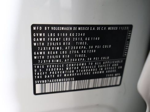 Used 2024 Volkswagen Tiguan SE FWD image 56