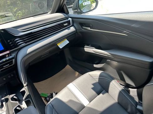 New 2026 Toyota Camry SE FWD image 18