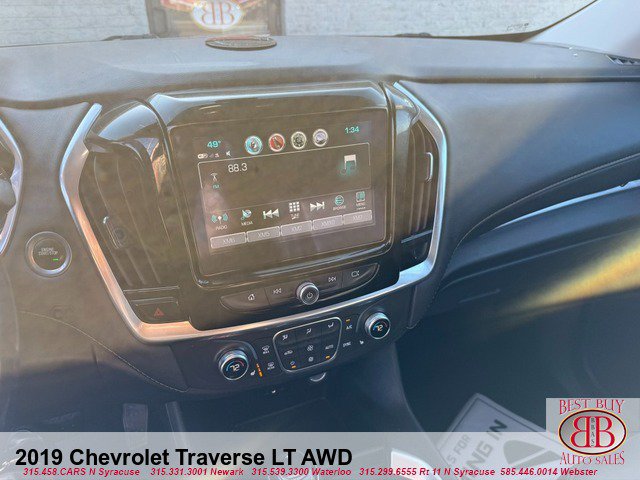 Used 2019 Chevrolet Traverse LT w/ LPO, Blackout Package AWD/4WD image 19