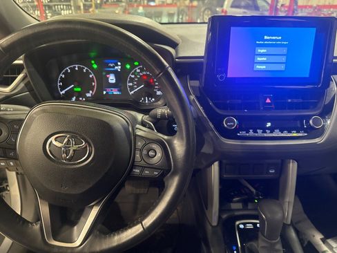 Certified 2024 Toyota Corolla Cross AWD Hybrid image 38