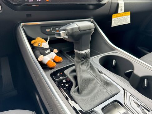 New 2025 Kia Carnival SX Prestige image 26