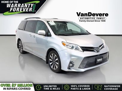 Used 2020 Toyota Sienna XLE w/ XLE Navigation Package