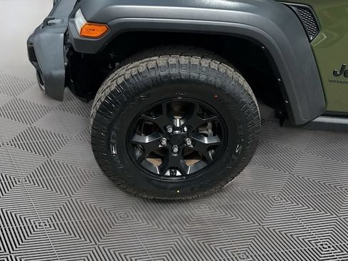 Used 2023 Jeep Wrangler Unlimited Sport AWD/4WD image 35