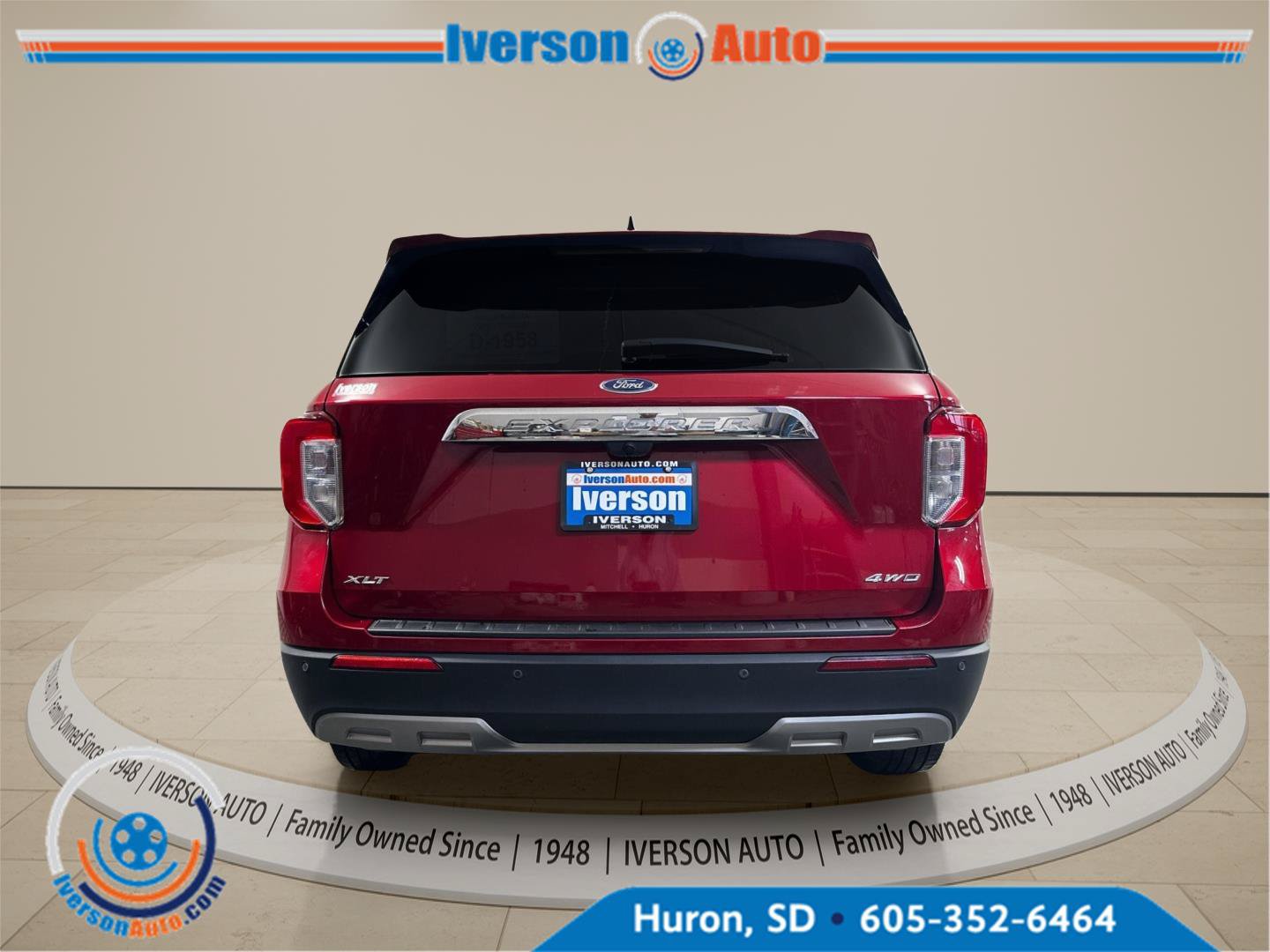 Used 2022 Ford Explorer XLT w/ Equipment Group 202A AWD/4WD image 7