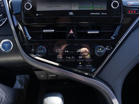 Used 2023 Toyota Camry XLE w/ Navigation Package image 16