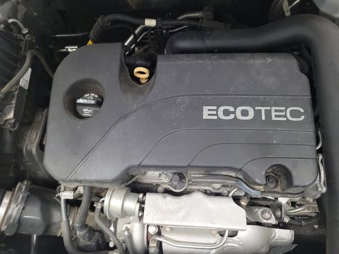 Used 2018 Chevrolet Equinox LT image 30