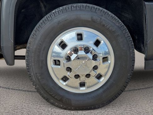 Used 2024 GMC Sierra 3500 Denali Ultimate AWD/4WD image 8