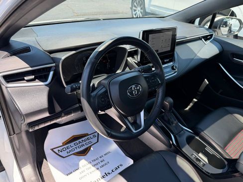 Used 2023 Toyota Corolla XSE FWD image 12