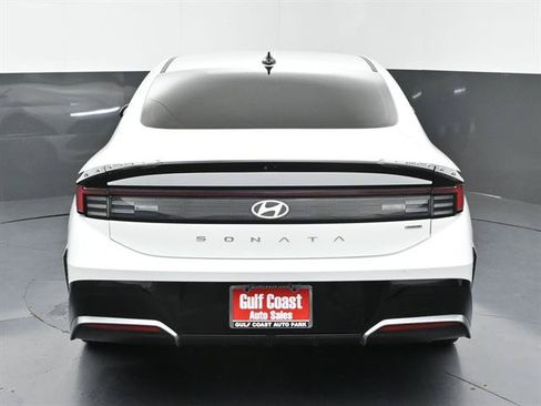 Used 2024 Hyundai Sonata SEL FWD image 25