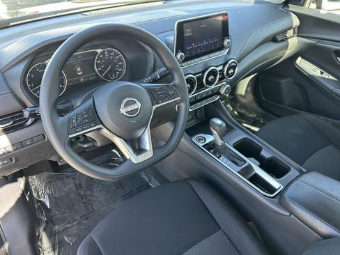 Used 2025 Nissan Sentra SV image 25