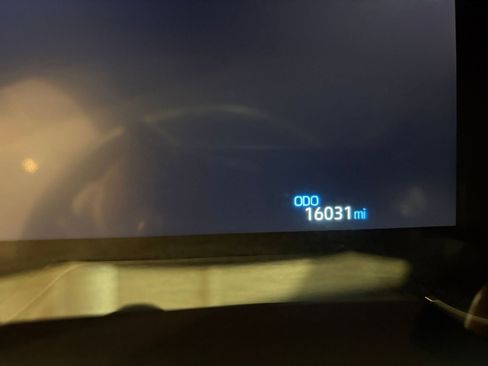 Used 2025 Toyota RAV4 LE image 39