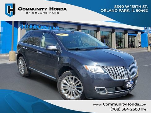 Used 2013 Lincoln MKX AWD image 1