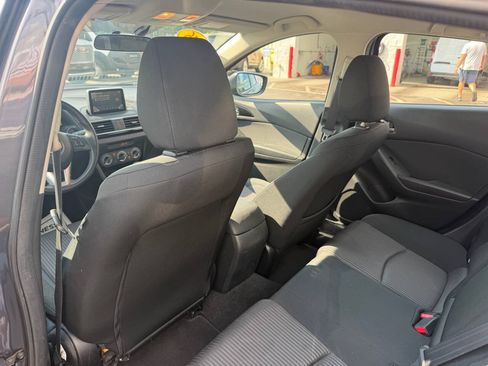 Used 2016 MAZDA MAZDA3 i Sport w/ Preferred Equipment Package FWD image 16