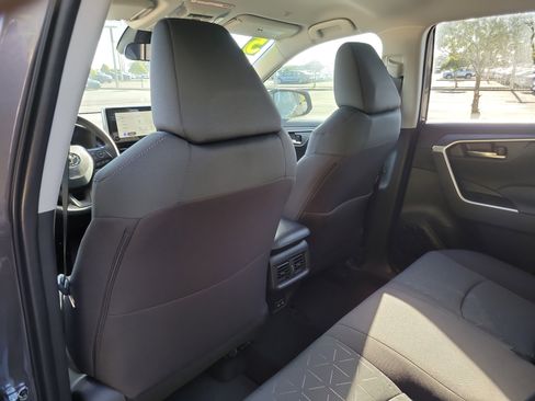 Used 2025 Toyota RAV4 XLE image 13