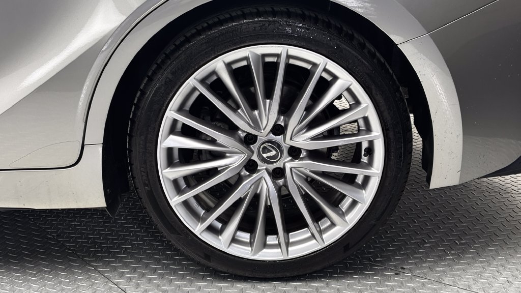 Used 2023 Lexus IS 300 AWD w/ Premium Package image 6
