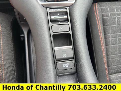 Certified 2025 Honda HR-V Sport image 18