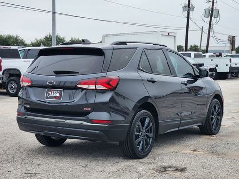 Used 2022 Chevrolet Equinox RS w/ RS Leather Package FWD image 7