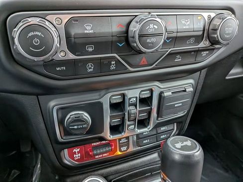 Certified 2021 Jeep Wrangler Unlimited Rubicon image 21