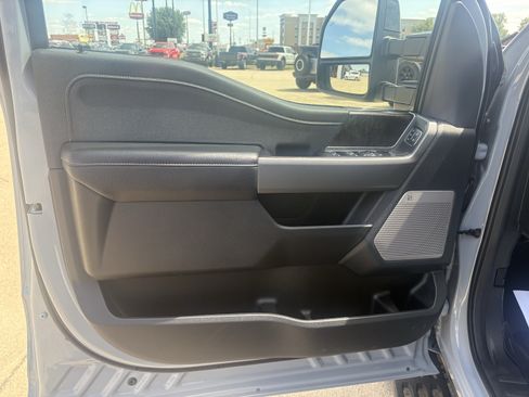 Used 2026 Ford F250 Lariat w/ Tremor Off-Road Package AWD/4WD image 11