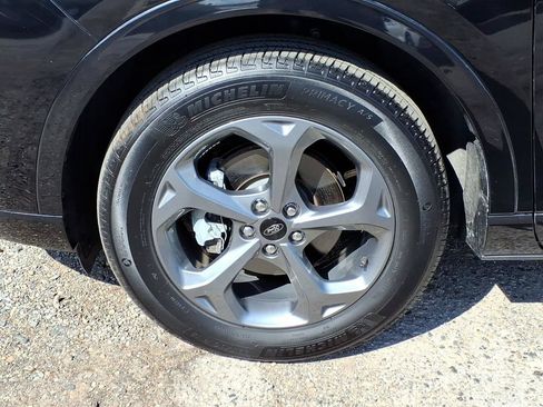 Used 2024 Ford Escape ST-Line w/ Tech Pack #1 AWD/4WD image 9