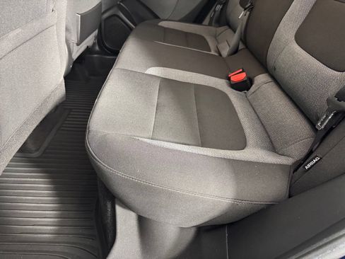 Used 2022 Chevrolet TrailBlazer LT w/ LPO, Blackout Package FWD image 37