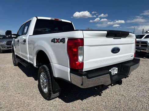 Used 2017 Ford F250 XLT w/ Advanced Security Pack image 8